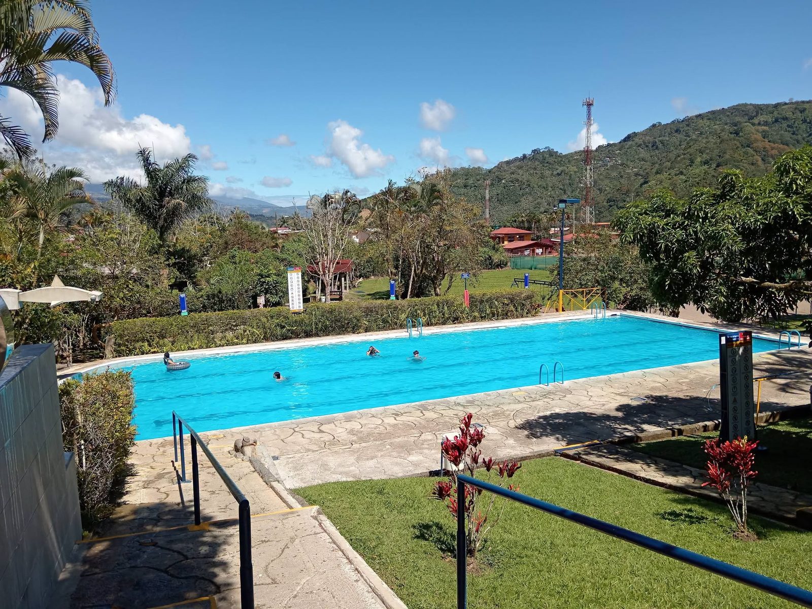 Balneario de Aguas Minerales Orosi