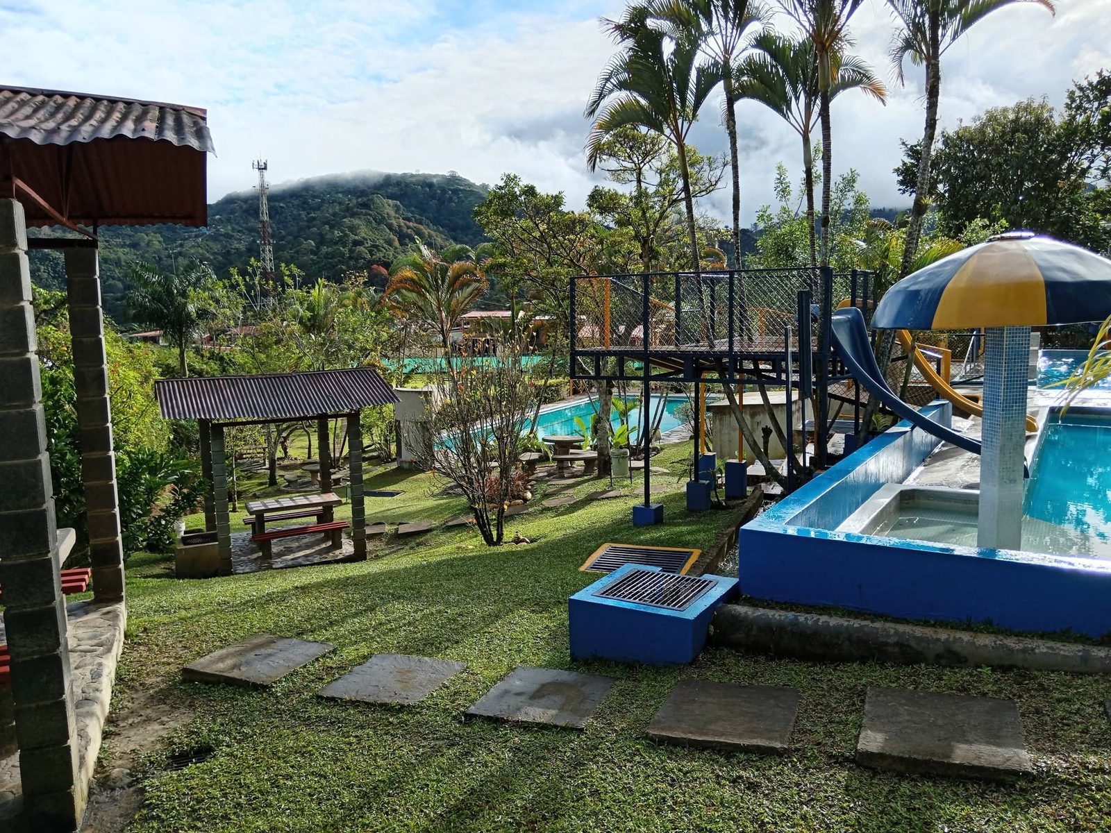 Balneario de Aguas Minerales Orosi